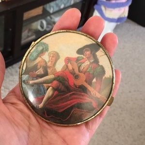Vintage compact mirror